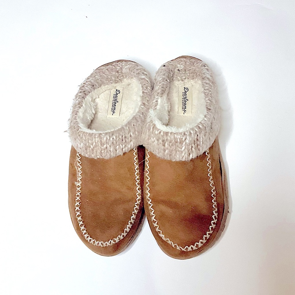 Dearfoams Women's Brown and Cream Slippers